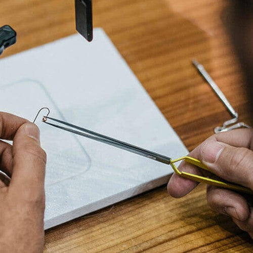https://www.zefixflyfishing.de/wp-content/uploads/2021/02/D_Loop_Tweezer_2.jpg